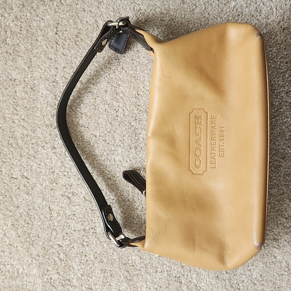 Coach Bag - Picture 1 of 7